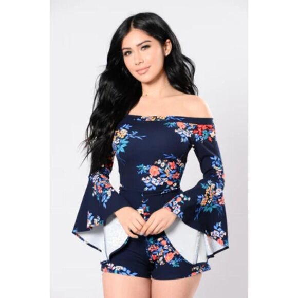Navy Blue Retro 70s Bell Sleeves Stretch Off the Shoulder Shorts Romper Small - Picture 1 of 9